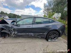 Używany 2022 Tesla Model 3 Sedan/Limuzyna | 29 999 zł