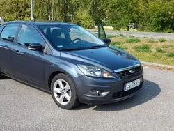 Szary Używany 2010 Ford Focus Hatchback | 14 000 zł (Uczciwa cena)