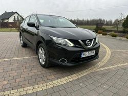 Czarny Używany 2016 Nissan Qashqai SUV | 51 800 zł (Uczciwa cena)