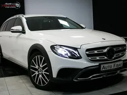 Biały (metalik) Używany 2019 Mercedes E220 Kombi | 149 900 zł (Uczciwa cena)