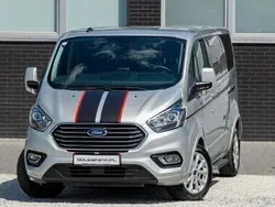 Srebrny Używany 2023 Ford Tourneo Custom Titanium Minivan | 154 900 zł (Uczciwa cena)