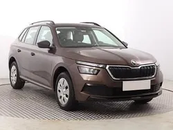 Brązowy Używany 2020 Skoda Kamiq SUV | 53 999 zł (Uczciwa cena)