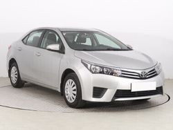 Srebrny Używany 2013 Toyota Corolla Sedan/Limuzyna | 30 999 zł (Uczciwa cena)