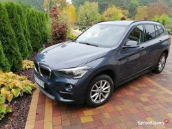 Granatowy Używany 2017 BMW X1 SUV | 100 000 zł