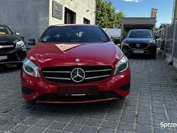 Czerwony Używany 2015 Mercedes A200 Hatchback | 48 000 zł
