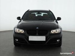 Czarny Używany 2011 BMW 318 Kombi | 28 499 zł (Dość drogi)