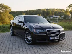 Czarny Używany 2014 Chrysler 300 Sedan/Limuzyna | 52 500 zł