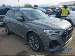 Szary Używany 2023 Audi Q3 SUV | 80 000 zł