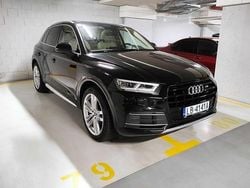 Czarny Używany 2020 Audi Q5 Sport SUV | 129 000 zł