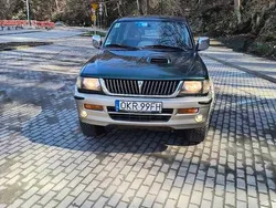 Zielony Używany 1999 Mitsubishi Pajero SUV | 17 999 zł