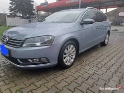 Niebieski Używany 2013 VW Passat Sedan/Limuzyna | 35 000 zł (Uczciwa cena)