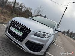 Srebrny Używany 2015 Audi Q7 S-Line SUV | 89 900 zł