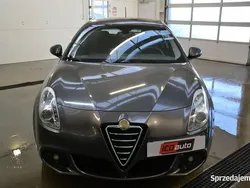 Szary Używany 2011 Alfa Romeo Giulietta Hatchback | 9200 zł