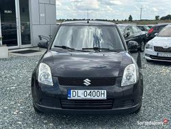 Czarny Używany 2007 Suzuki Swift Hatchback | 11 900 zł (Uczciwa cena)