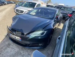 Szary Używany 2017 Tesla Model S Sedan/Limuzyna | 68 900 zł