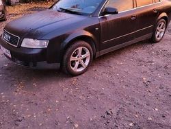 Czarny Używany 2004 Audi A4 Sedan/Limuzyna | 11 000 zł (Dość drogi)