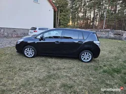 Czarny Używany 2012 Toyota Verso Minivan | 34 900 zł (Dobra cena)