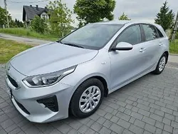 Srebrny (metalik) Używany 2020 Kia Ceed 2 Hatchback | 44 900 zł (Dobra cena)