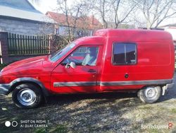 Czerwony Używany 2001 Citroën C15 Van | 4000 zł