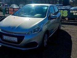 Srebrny Używany 2015 Peugeot 208 Hatchback | 24 500 zł (Uczciwa cena)