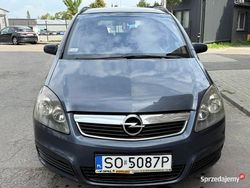 Grafitowy Używany 2007 Opel Zafira Minivan | 7800 zł (Uczciwa cena)
