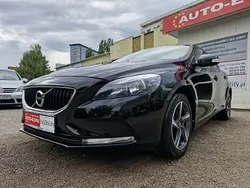 Czarny Używany 2016 Volvo V40 Kombi | 44 900 zł (Uczciwa cena)