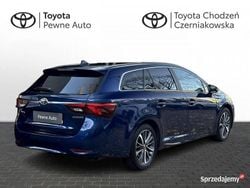 Granatowy Używany 2015 Toyota Avensis Executive Kombi | 59 900 zł (Dość drogi)