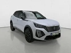 Srebrny Używany 2024 Peugeot 2008 SUV | 62 700 zł (Dobra cena)