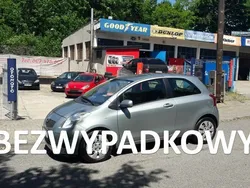Szary (metalik) Używany 2006 Toyota Yaris Hatchback | 14 999 zł (Uczciwa cena)