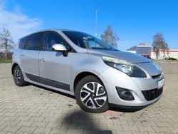 Srebrny Używany 2010 Renault Grand Scénic III Minivan | 21 900 zł (Uczciwa cena)