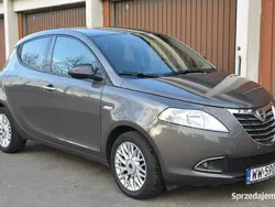 Brązowy Używany 2013 Lancia Ypsilon Hatchback | 23 900 zł