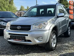 Srebrny Używany 2005 Toyota RAV4 SUV | 32 700 zł (Uczciwa cena)