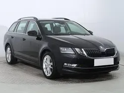 Czarny Używany 2019 Skoda Octavia Kombi | 62 999 zł (Uczciwa cena)