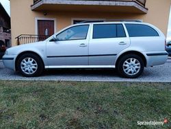 Srebrny Używany 2004 Skoda Octavia Tour Kombi | 12 800 zł (Dość drogi)
