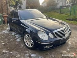 Używany 2008 Mercedes E300 Sedan/Limuzyna | 15 800 zł