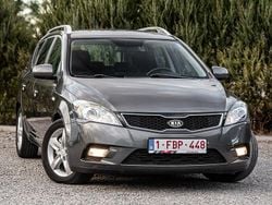 Szary Używany 2012 Kia Ceed 2 Kombi | 17 900 zł (Super Cena)