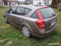 Używany 2009 Kia Ceed Kombi | 12 999 zł (Uczciwa cena)