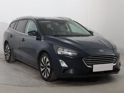 Niebieski Używany 2019 Ford Focus Kombi | 44 999 zł (Uczciwa cena)