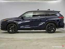 Niebieski ciemny (metalik) Używany 2022 Toyota Highlander SUV | 189 900 zł
