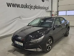 Czarny Używany 2022 Hyundai Elantra Sedan/Limuzyna | 72 000 zł (Uczciwa cena)
