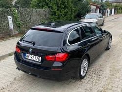 Czarny Używany 2011 BMW 520 Kombi | 33 900 zł (Uczciwa cena)