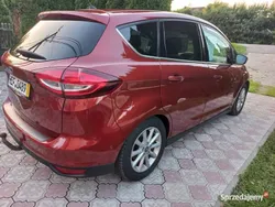 Czerwony Używany 2015 Ford C-MAX Titanium Minivan | 44 400 zł (Drogi)