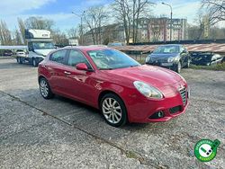 Czerwony Używany 2011 Alfa Romeo Giulietta Hatchback | 25 900 zł (Uczciwa cena)