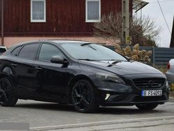 Czarny Używany 2014 Volvo V40 R-Design Kombi | 32 900 zł (Uczciwa cena)