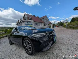 Czarny (metalik) Używany 2022 Mercedes C220 Kombi | 129 900 zł (Dobra cena)