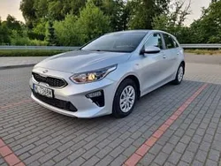 Srebrny Używany 2019 Kia Ceed Hatchback | 42 000 zł (Uczciwa cena)