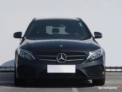 Czarny Używany 2016 Mercedes C200 Kombi | 83 999 zł (Dobra cena)