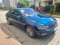 Niebieski Używany 2020 VW Passat Sedan/Limuzyna | 82 500 zł (Dość drogi)