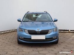 Niebieski Używany 2017 Skoda Octavia Kombi | 47 999 zł (Uczciwa cena)
