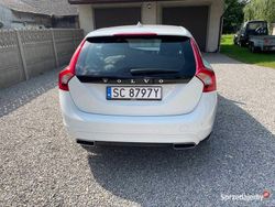 Biały Używany 2016 Volvo V60 Kombi | 56 900 zł (Uczciwa cena)